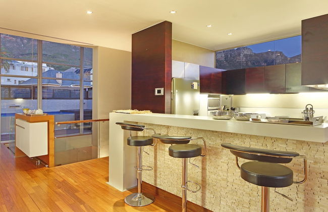 Sea View 3bed Apt w Pool Near Beaches Glen Sunsets - Foto 9