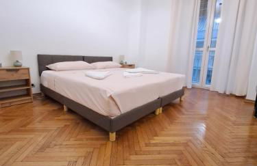 Casa Five next to Metro - Photo 12