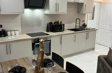 Bradford 2BR Luxury Central Apartment - Foto 3