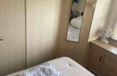 PG101 6 BERTH DELUXE ON THE GOLDEN PALM CHAPEL st LEONARD PG101 - Foto 9