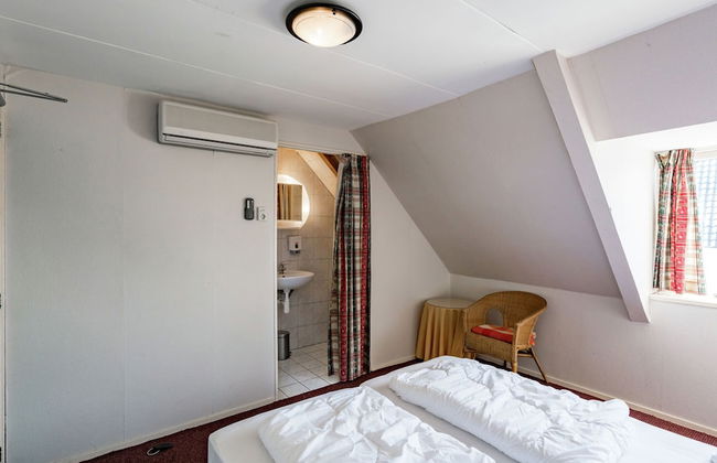 Quaint Holiday Home in Friesland by the Lake - Foto 8