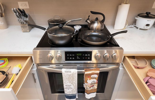 Cozy Retreat near Uptown Charlotte with Free Parking & Wi-Fi - Foto 14