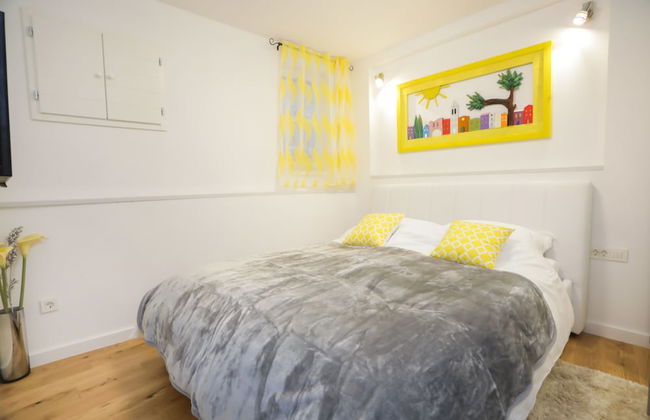 Residence Teatro - Near Cathedral of St James - Foto 2