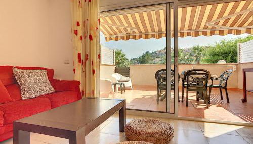 R164 Casa adosada con piscina comunitaria 3000m2 - Foto 2