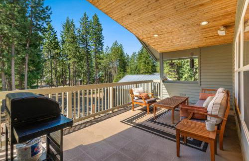 Cozy Pine Cabin Pool Access - Foto 34