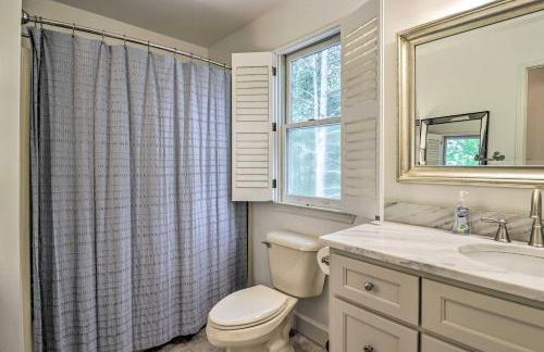 1 Mi to Downtown Highlands Cottage with Sunroom - Foto 22
