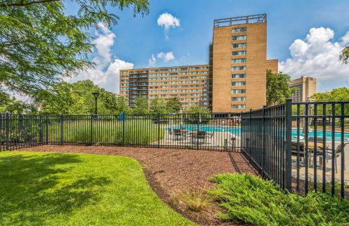 Large 3 bedroom Family Suite, Private Balcony, 5 min to DCA, Gym, Pool and more! - Foto 24