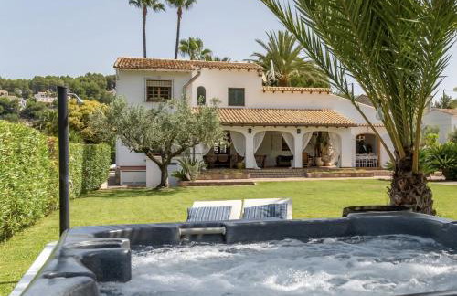 Villa Enri . Piscina BBQ Jacuzzi .Casita opcional - Foto 12