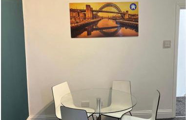 Spacious 2bedroom property by Star Suites - Photo 4