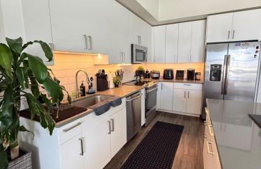 Edgewater Luxe 1BR - Foto 9