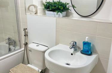 Chic 2-bed Flat - Coop Live & Ethiad - Foto 29