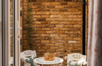 Beautiful Ground Floor Apartment Plus Private Garden - Photo 27