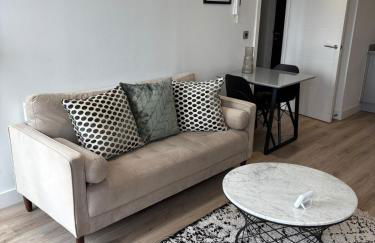 Modern 1 Bedroom Apartment, Solihull - Foto 5