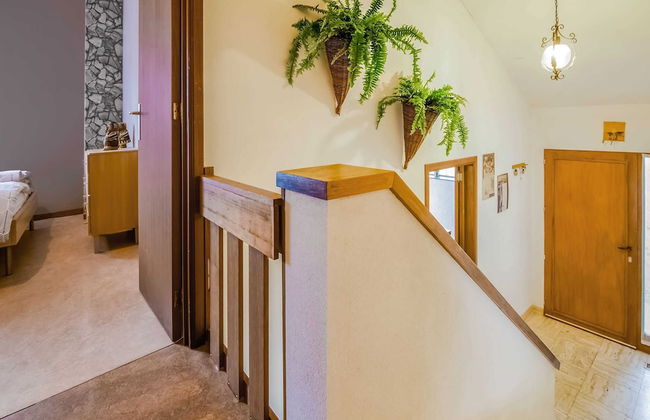 Quiet Valley View Retreat - Photo 28