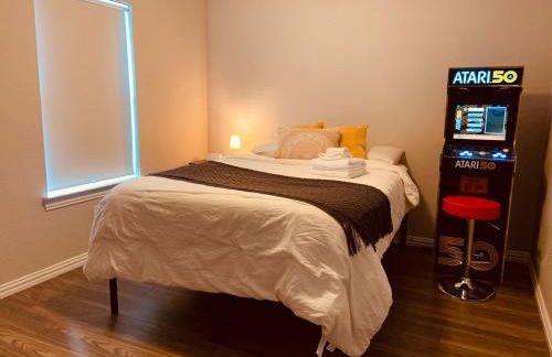 Family Modern Comfy Home in DFW - Foto 15