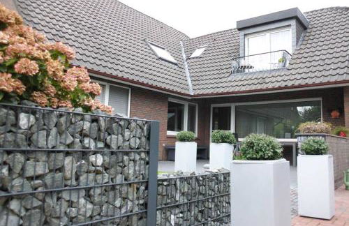 Wohlfühlen in gepflegter 70 qm Oberwohnung - Foto 1