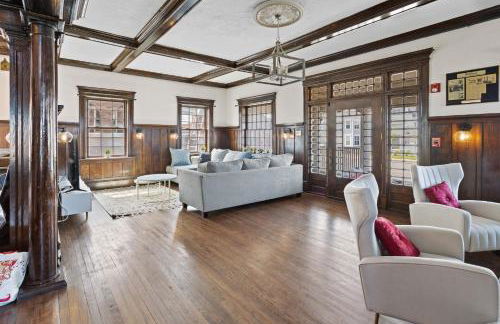 Grand Historic 8BR 6 5BA Mansion Waterfront Decks - Foto 8