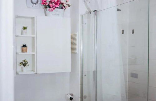 2BR Penthouse Flat in West London Near Elizabeth Line - Foto 25