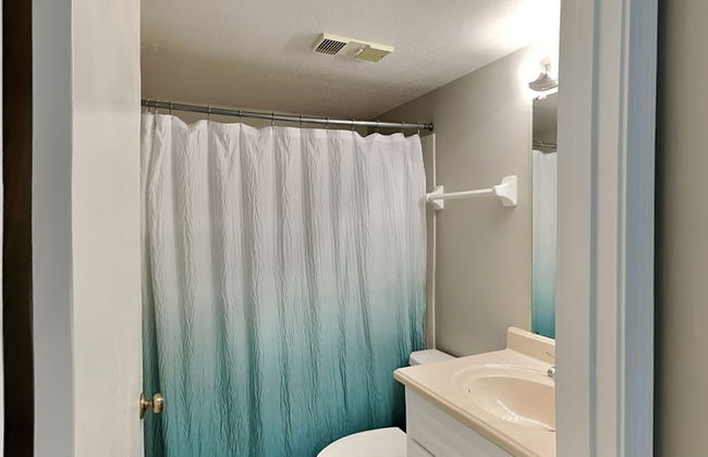 Ocean & Racquet by Distinctive Beach Rentals - Photo 26