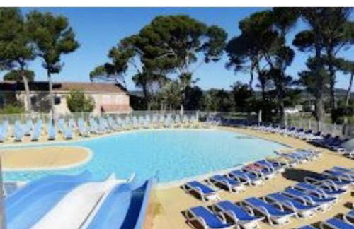 La MAISON BLEUE - Photo 1