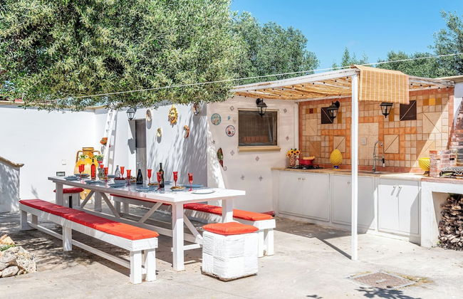 Villa Simone Vacation Villa With Wifi - Photo 1