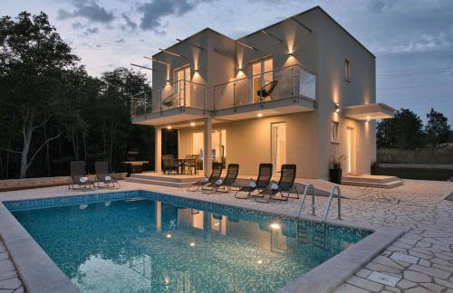 Villa Sarah, mediterranean elegance minutes from the beach - Photo 1