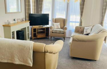 Hawthorne Villa with Hot Tub - Foto 10