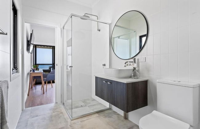 Port Lincoln Beach Front Apartments - Photo 12