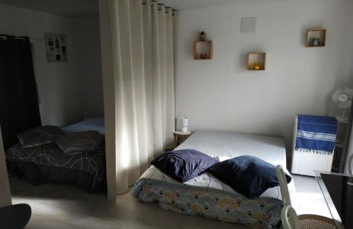 appartement centre ville du Boulou pour 2 adultes-2 enfants- check in 18h 20h check out 11h max juillet-aout 1 semaine minimum - Foto 7