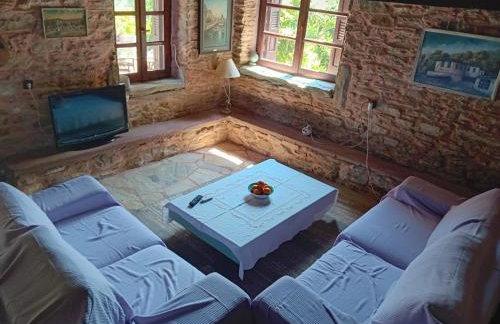 Traditional stone house in Pelion - Photo 24