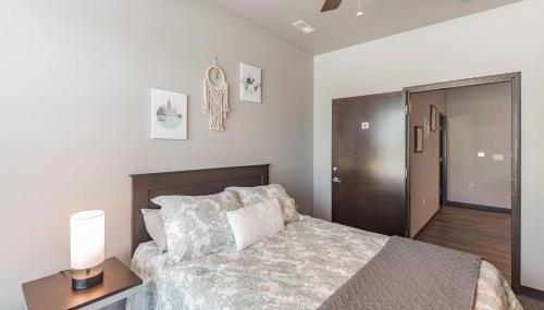 Modern Stay Near Jack Trice Stadium - Walk to ISU - Foto 3