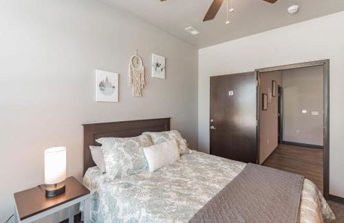 Modern Stay Near Jack Trice Stadium - Walk to ISU - Foto 3