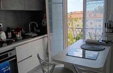 2 pieces proche aéroport - Foto 3