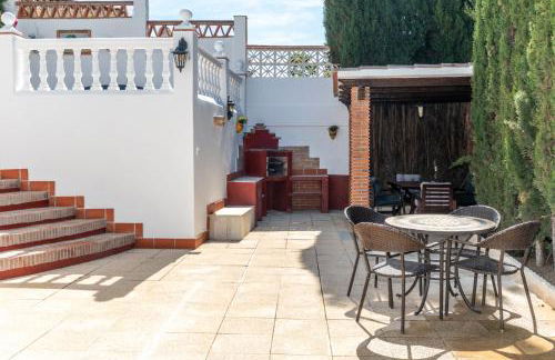 VILLA BARRANCO Big terrace, private pool & parking - Photo 11