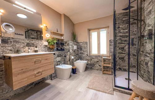 White peak - in the Comelico countryside - Foto 18