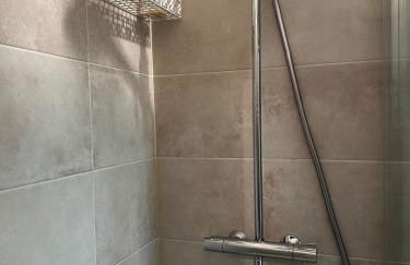 T3 Chaleureux - Vieux Toulon - Proche Port - Foto 22