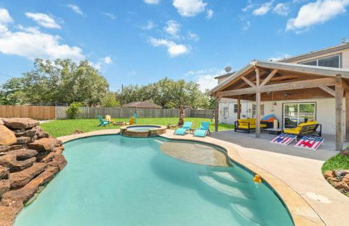 Pickleball-Basketball Oasis-Pool & Spacious Home - Photo 21