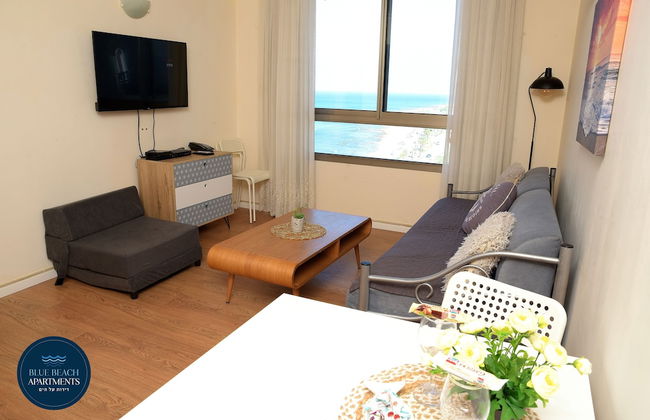 Spacious Sea View Apartment - Photo 4