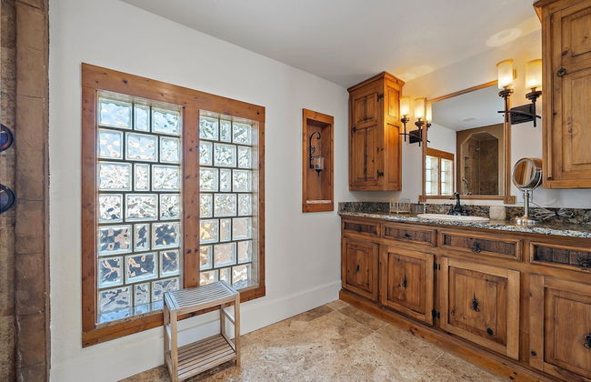 Decked Out On Marbury 4 Bedroom Home by RedAwning - Photo 33