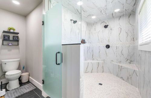 Private 4BR Estate on 11 acres, Game Room, Near Hospitals & Casino - Foto 19