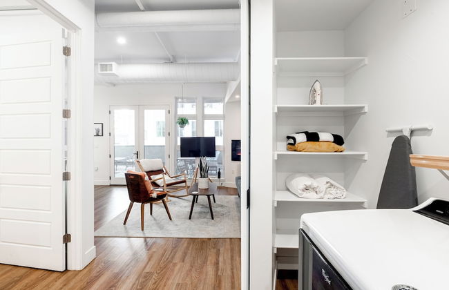 Bohemian Hideaway | RiNo Art Lofts - Foto 25