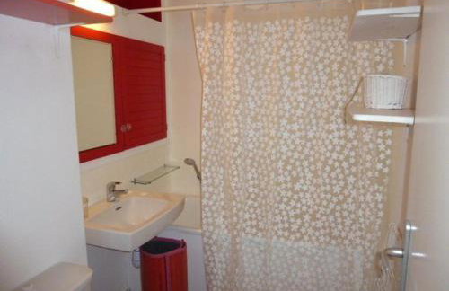 Studio confortable avec balcon et casier à skis, 4/6 personnes, au pied des pistes - FR-1-602-40 - Foto 12