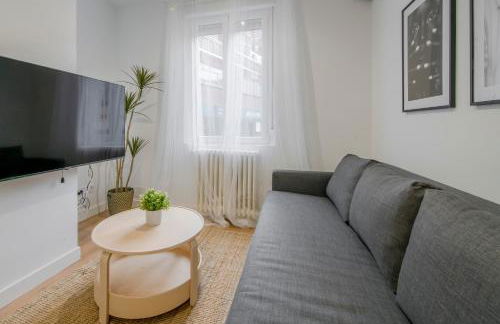 Retiro con parking para 4, vive la Latina - Photo 1