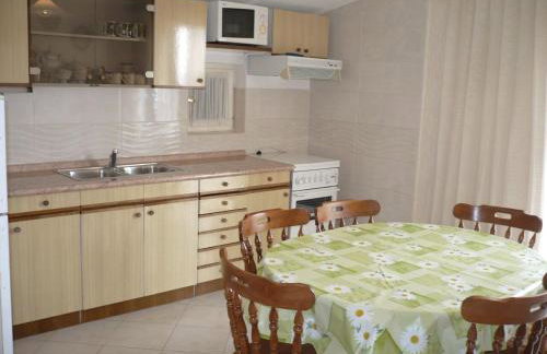 Apartments Neva - Photo 4