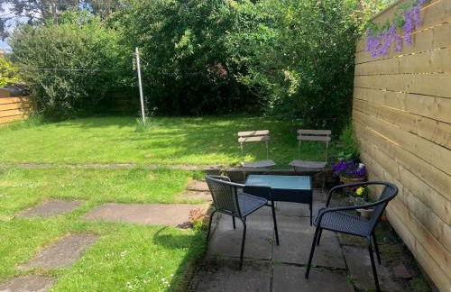 Holiday Home with free parking & 4min to Edinburgh Warverly - Foto 9