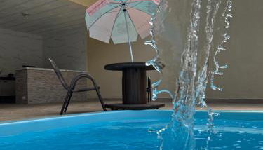 Casa de temporada em Lindoia - Com piscina e churrasqueira - Foto 2