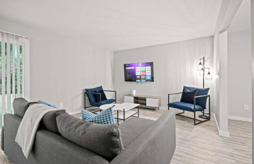 Peaceful & Trendy Unit Near Attractions - Foto 2