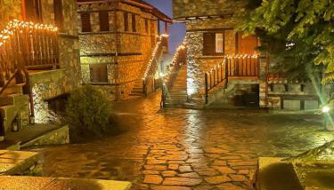 Nemesis Suites - Photo 1