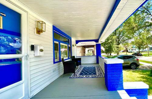 The Sapphire Haven - Your Old Brooklyn Oasis Awaits Families, Couples, Business Travelers Near Downtown With Parking, 300 MB WiFi & Self Check-In - Foto 65