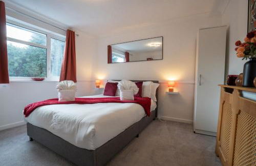 Sheldon Stay, modern 4 bed, 2 miles to NEC, BHX, JLR - Foto 5